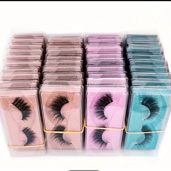 40 pairs of eyelashes - Picture 3 of 7